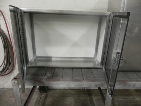 STAINLESS STEEL ENCLOSURE WITH BACKPLATE