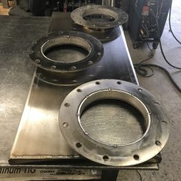 TOP MIXER MOUNTING FLANGE