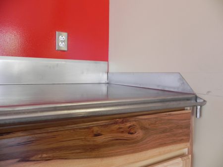 Countertop drain detail
