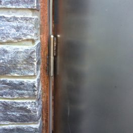 STAINLESS DOOR WITH BULLET HINGE