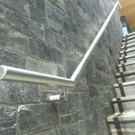 STAINLESS STEEL GRAB RAIL