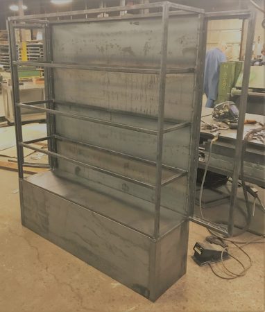 STEEL DISPLAY SHELVING WITH GLASS