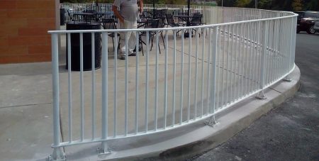 STEEL HANDRAIL ON RADIUS