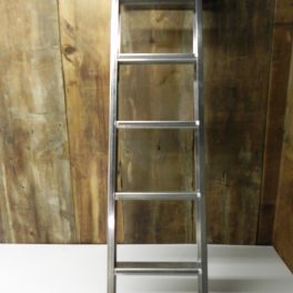 aluminum ladder